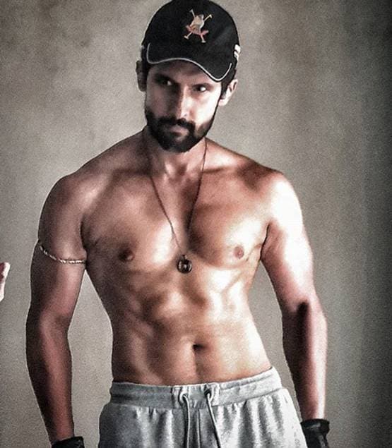 न जिम, न प्रोटीन, जमाई राजा फेम रवि दुबे ने लॉकडाउन में बनाई बॉडी, Photo