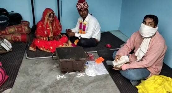 बॉर्डर पर शादी, चौकी पर मंडप, पुलिसकर्मी ने किया कन्यादान