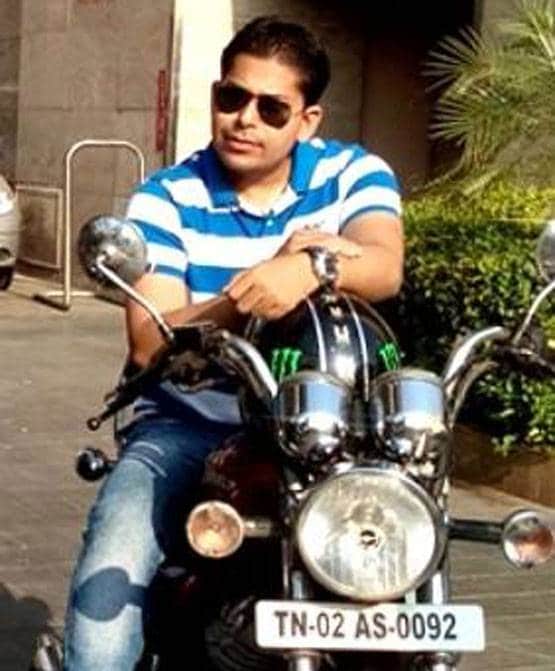 15 लाख की जॉब छोड़ बने थे IPS, लॉकडाउन में 'खाकी' से किया इमोशनल