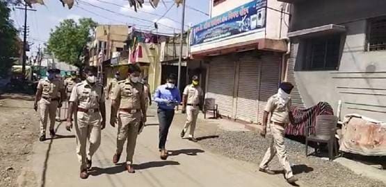 हैंडपंप और मेड बने कोरोना फैलने की वजह, 60 लोग संक्रमित