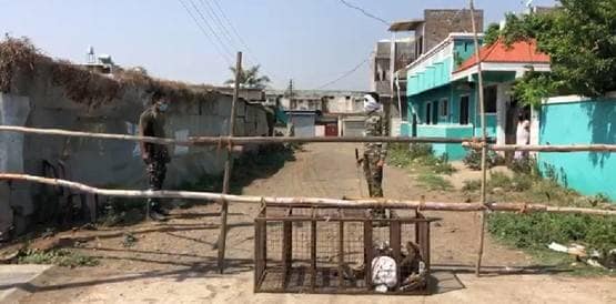 हैंडपंप और मेड बने कोरोना फैलने की वजह, 60 लोग संक्रमित