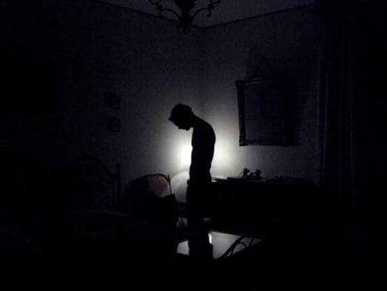 लॉकडाउन में जीना कैसे है? मनोचिकित्सक ऐसे दे रहे इस नए सवाल का जवाब