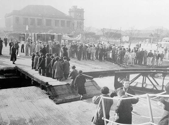 चीन ने दागी मिसाइलें-ताइवान सहमा, क्या है दोनों में रार की वजह?