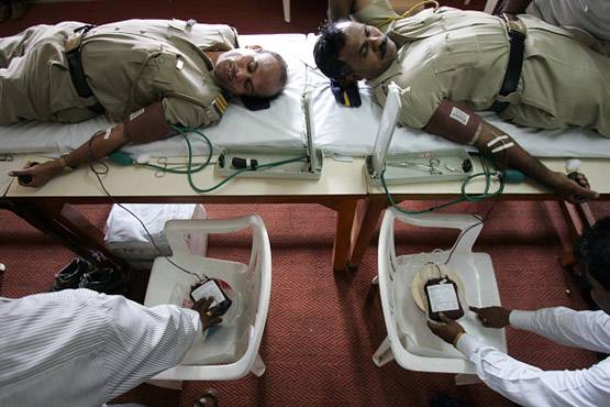 घर बैठे कर सकते हैं कोरोना रोगियों की मदद, दानियों में आएगा नाम