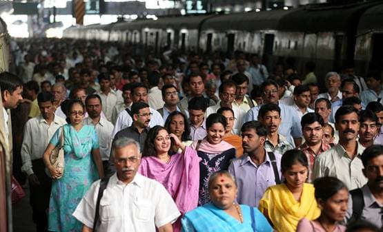 क्या लॉकडाउन में काम आएंगे प्रावधान, कितनी सेफ है प्राइवेट नौकरी?