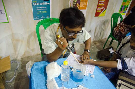 घर बैठे कर सकते हैं कोरोना रोगियों की मदद, दानियों में आएगा नाम