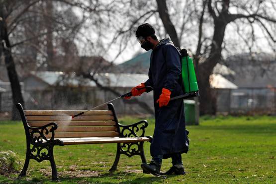 कौन हैं IAS राजेंद्र भट्ट, कोरोना से जंग में इनके जिले की हो रही चर्चा