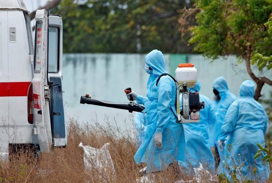 कौन हैं IAS राजेंद्र भट्ट, कोरोना से जंग में इनके जिले की हो रही चर्चा