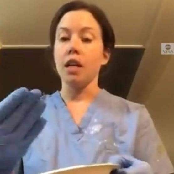 ग्लव्स पहनने के बाद भी हो सकता है कोरोना का अटैक, जानें वजह