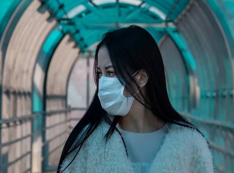 कोरोना में कितने दिन बाद होती है सांस की तकलीफ, ऐसे देखें एक-एक लक्षण