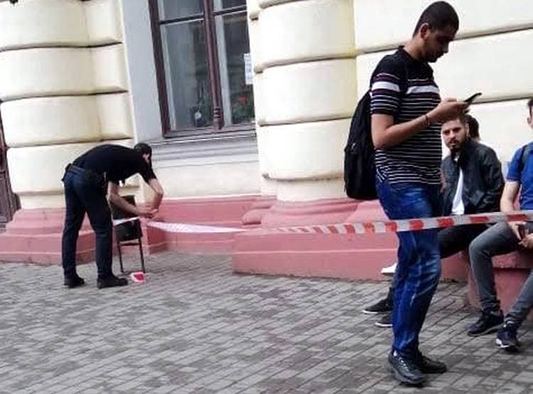 यूक्रेन में फंसे मेडिकल स्टूडेंट्स ने लगाई गुहार, बचा लो मोदी सरकार!