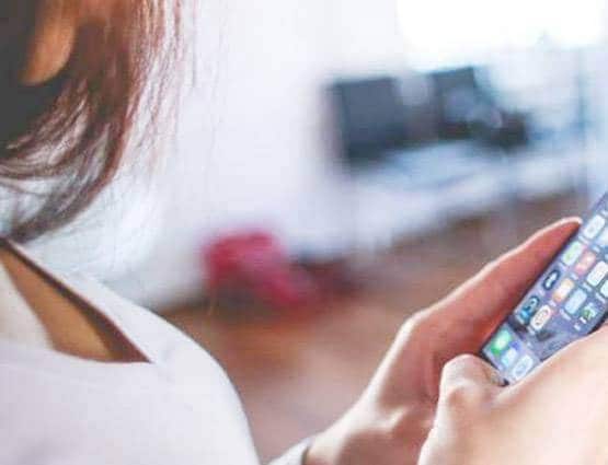 लॉकडाउन में बेचैन हुए यात्री, रेलवे ने दिए 2 लाख सवालों के जवाब