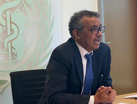 ट्रंप ने मदद रोकी तो WHO चीफ ने लिखा LOVE, ट्विटर पर मिले मजेदार जवाब