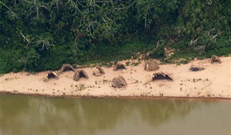 कोरोना: विशेषज्ञों ने चेताया- अमेजन के आदिवासियों पर मंडरा रहा खतरा