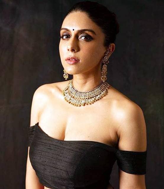 करीम मोरानी की दोनों बेटियां कोरोना पॉजिटिव, बड़ी बेटी हैं एक्ट्रेस