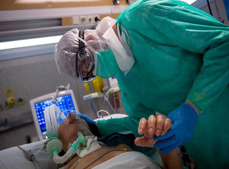 खांसी की दवा में मिला केमिकल जो बढ़ा सकता है कोरोना के फैलने का खतरा!