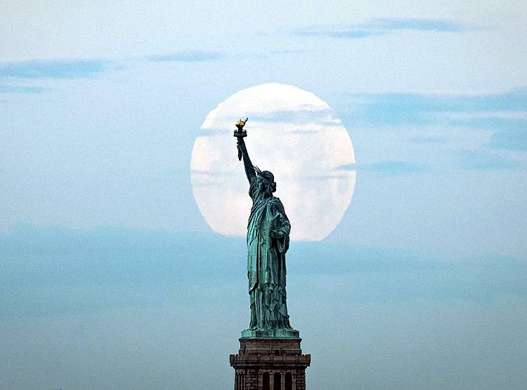 900 साल पहले महीनों तक गायब था चांद, अब पता चला गुमशुदगी का कारण