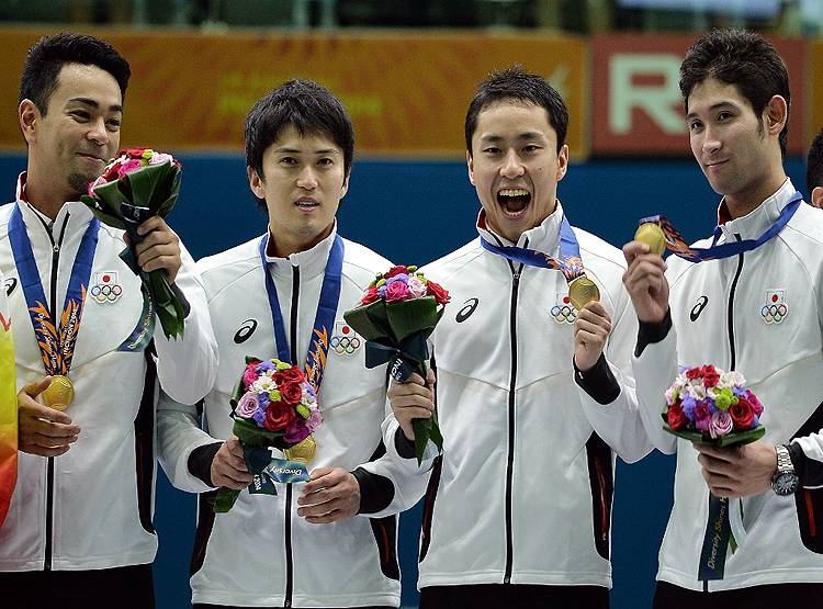 लॉकडाउन में साइकिल से फूड डिलीवरी कर रहा जापान का ये ओलंपियन