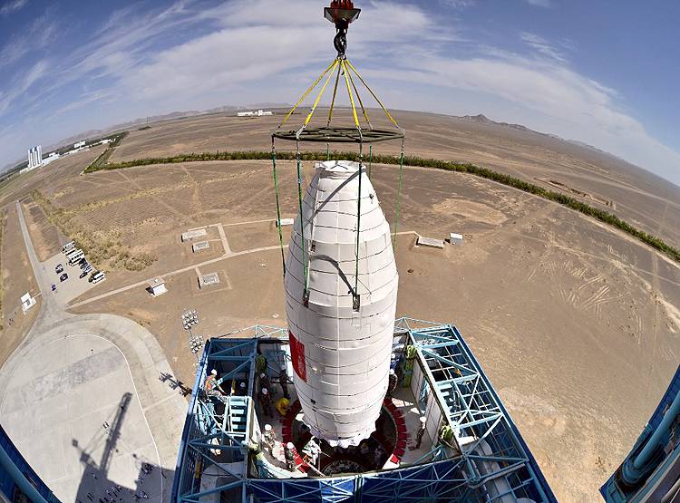 चांद की ओर चला चीन, कोरोना संकट के बीच मून मिशन का टेस्ट सफल