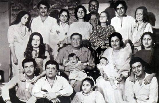 PAK में है 102 साल पुरानी कपूर खानदान की हवेली, अब दिखती है ऐसी