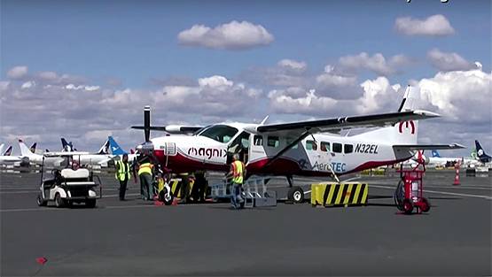 दुनिया के सबसे बड़े इलेक्ट्रिक प्लेन ने भरी पहली सफल उड़ान