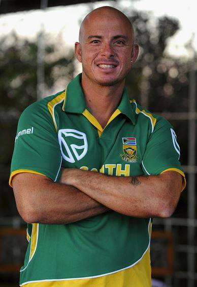 गांजा फूंकते पकड़ा गया था यह अफ्रीकी क्रिकेटर, शराब के नशे में ठोके 175 रन