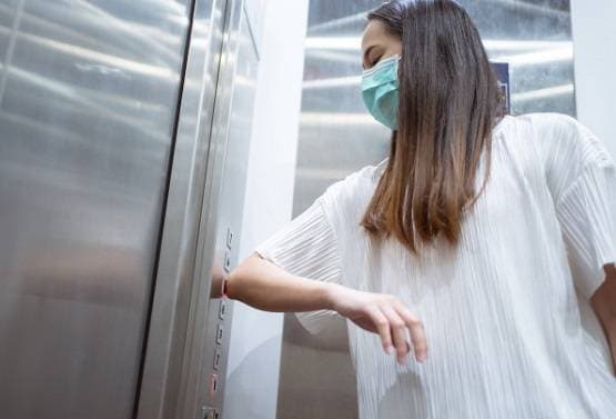 कोरोना वायरस: बाहर निकलने से पहले इन 10 बातों को गांठ बांध लें