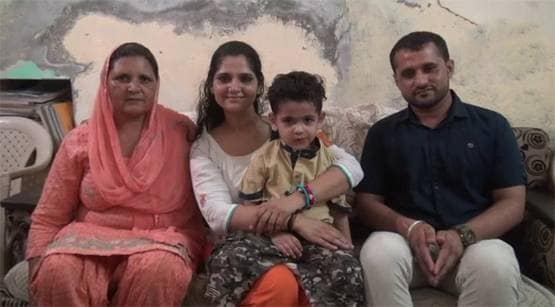 भाई ने बिन बताए भर दिया था बहन का UPSC फॉर्म, बन गई IAS