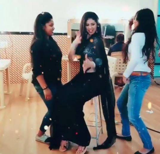 शमी की वाइफ के डांस पर लोग बोले- रमजान में शर्म करो, अब दिया करारा जवाब