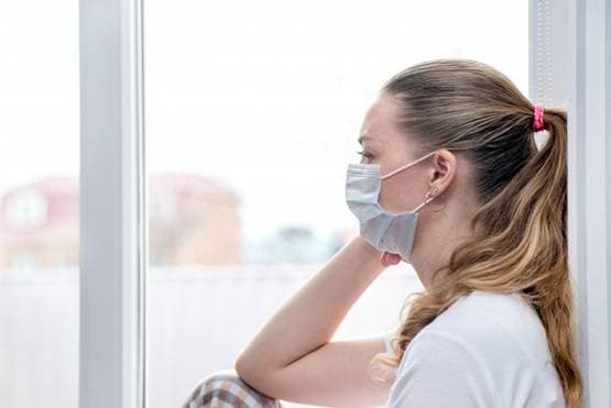 कोरोना के डर से इस देश में खेलों पर रोक लेकिन सेक्स वर्कर्स को दी गई मंजूरी