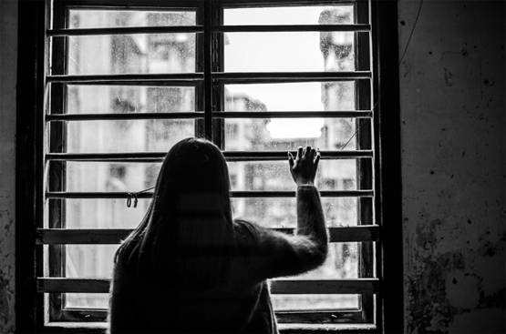 कोरोना के डर से इस देश में खेलों पर रोक लेकिन सेक्स वर्कर्स को दी गई मंजूरी