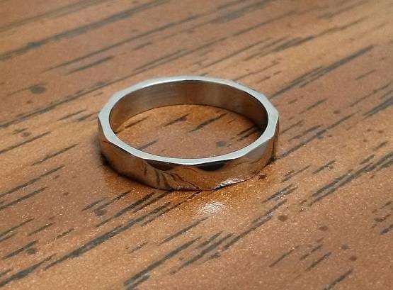 शनि जयंती पर भूलकर भी न करें ये 10 काम, नाराज होंगे शनिदेव