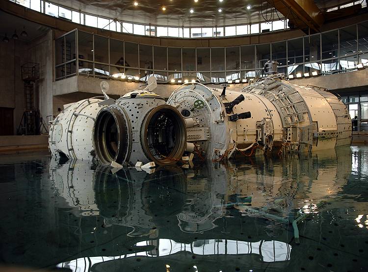 गगनयान मिशनः रूस में ऐसी ट्रेनिंग ले रहे भारतीय एयरफोर्स पायलट