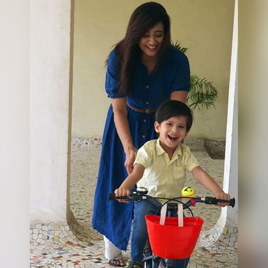 श्वेता तिवारी अपने बेटे के साथ