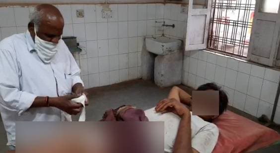 युवक ने ब्लेड से काटा प्राइवेट पार्ट, डॉक्टरों से बोला- मुझे किन्नर बनना है