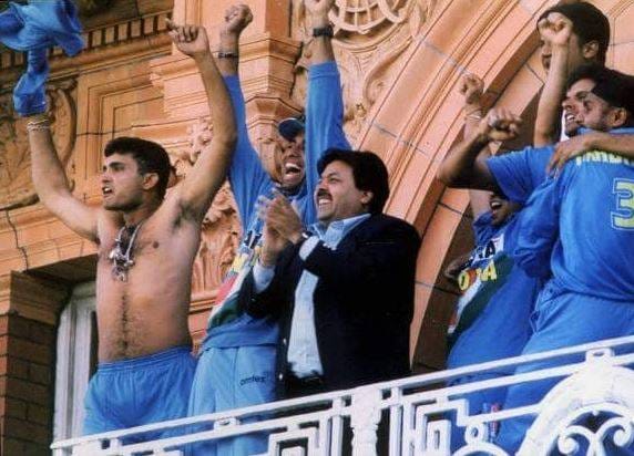 गांगुली ने इंस्टाग्राम पर शेयर किया डेब्यू का फोटो, भज्जी बोले- टाइगर