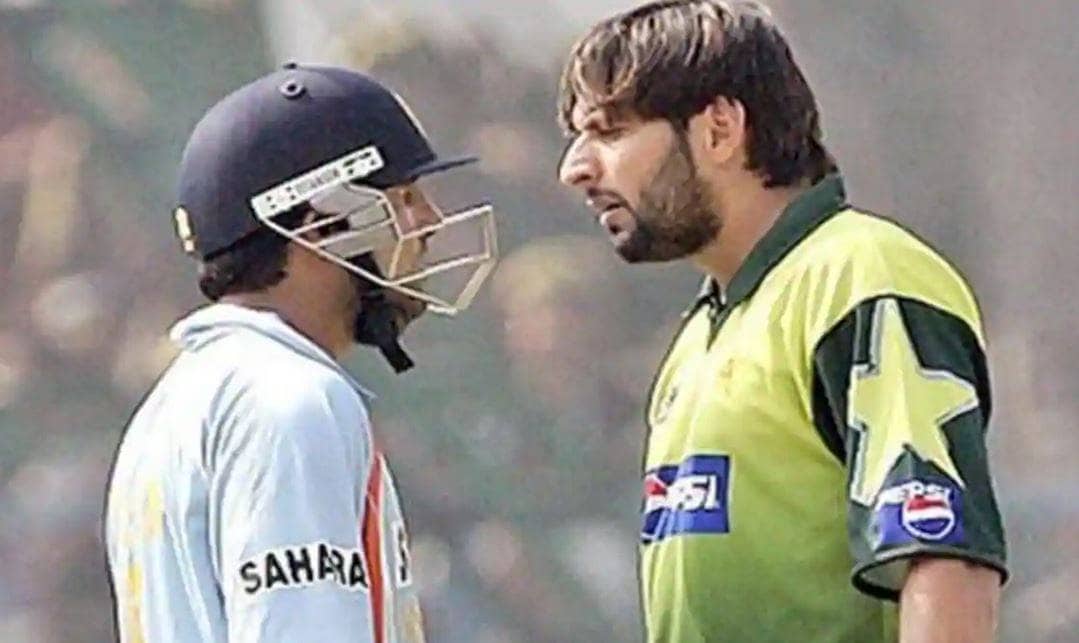 गंभीर ने आफरीदी को दिया जवाब,  इमरान खान-बाजवा को कहा 'जोकर'