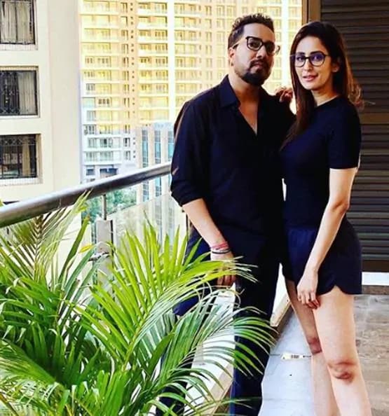 डिप्रेशन में चाहत खन्ना, बोलीं- वीडियो कॉल के जरिए काउंसलर से संपर्क में