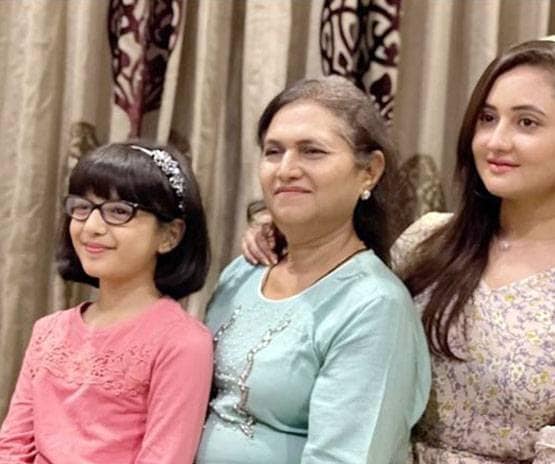 तंगहाली में बीता रश्मि का बचपन, कभी डांस क्लास के लिए नहीं थे 350 रुपये