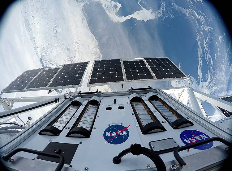 नासा की 'अनीता' ने खोजा दूसरा ब्रह्मांड, यहां उल्टा चलता है समय!