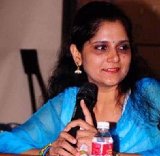 भाई ने बिन बताए भर दिया था बहन का UPSC फॉर्म, बन गई IAS