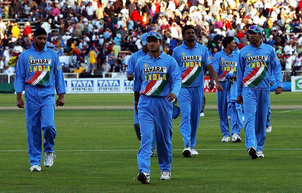 गांगुली ने इंस्टाग्राम पर शेयर किया डेब्यू का फोटो, भज्जी बोले- टाइगर