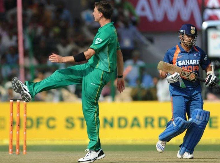 सचिन के दोहरे शतक पर स्टेन ने उठाए सवाल, बोले- 190 पर थे आउट