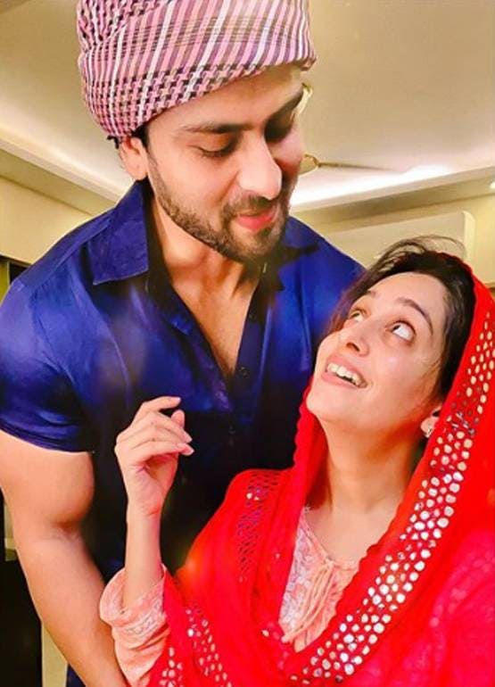 पति शोएब संग दीपिका ने दिया पोज, लिखा- मुझे अपना बनाने के लिए शुक्रिया