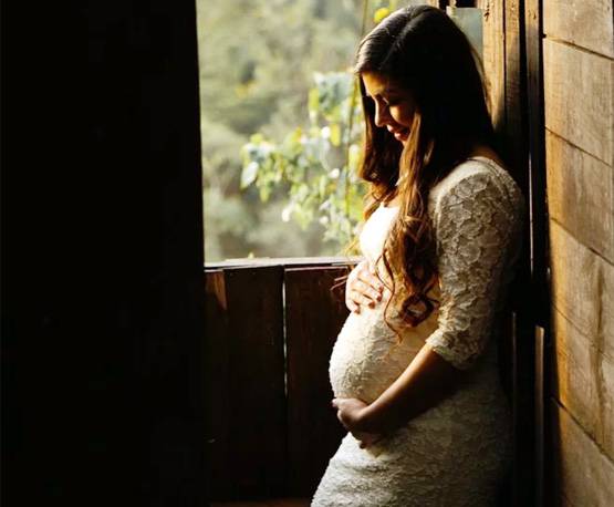 सामान्य महिलाओं की तुलना में भी ज्यादा खतरा नहीं