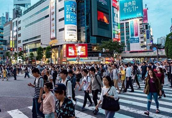 ना लॉकडाउन, ना की ज्यादा टेस्टिंग, फिर भी कोरोना से कैसे जीत गया जापान?