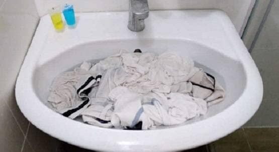 मैले कपड़ों से बचाव