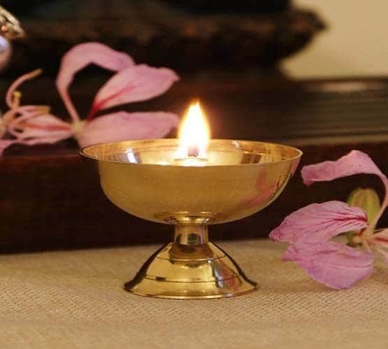 972 साल बाद बना ये खास संयोग, पंडितों की कोरोना पर भविष्यवाणी