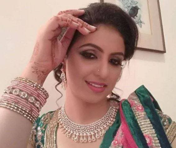 शमी की वाइफ ने 'दम मारो दम' गाने पर किया डांस, लोग बोले- रमजान में शर्म करो