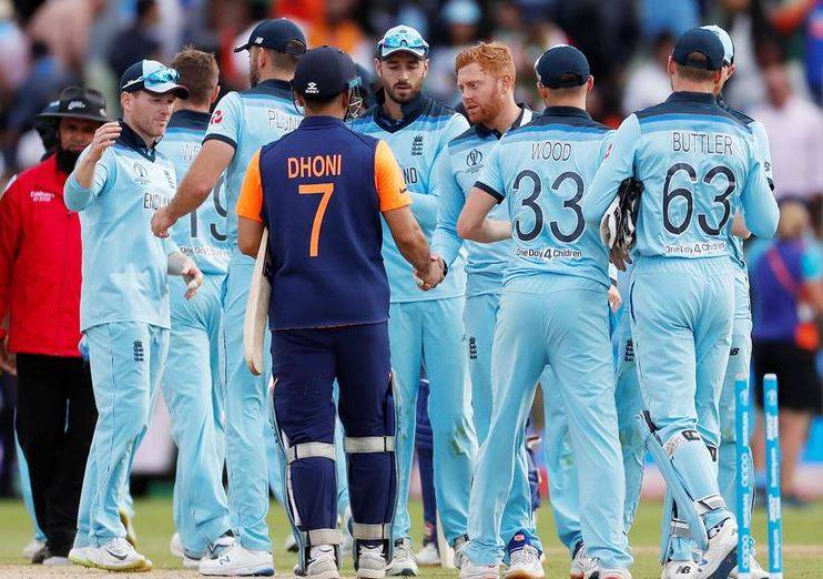 धोनी पर स्टोक्स ने उठाए सवाल, बोले- WC में जीतने की कोशिश नहीं की